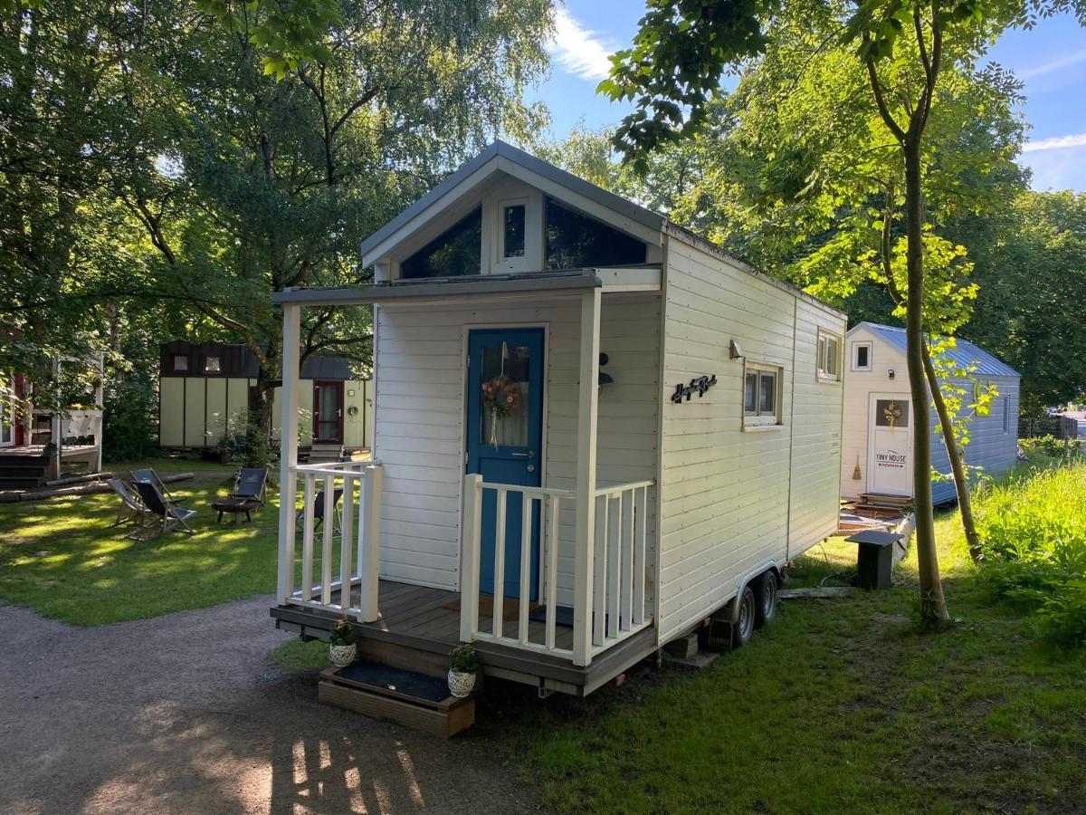 Tiny House Ems Im Pier9 Tiny House Hotel Hamm  Eksteriør bilde