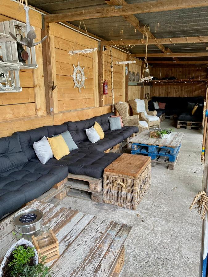 Tiny House Ems Im Pier9 Tiny House Hotel Hamm  Eksteriør bilde